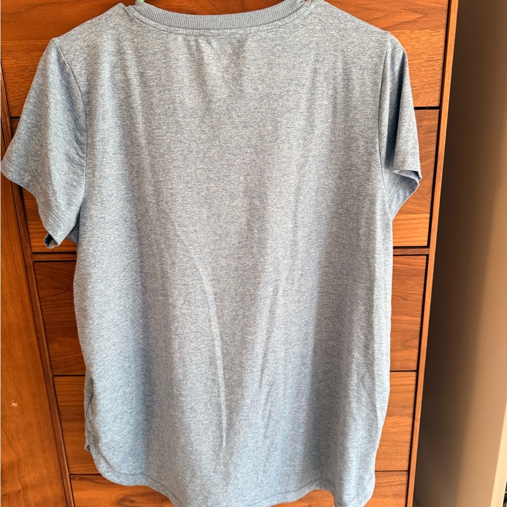 Athleta Uptempo tee size L - Picture 5 of 8